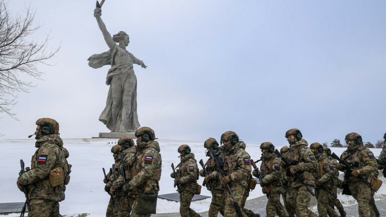 Um ano da guerra imperialista na Ucrânia: Aos povos, sangue e lágrimas - ao capital, lucros